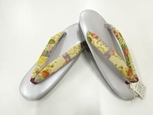 未使用品　ウレタン草履（23センチ）
